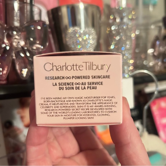 New Charlotte Tilbury Magic Cream Instant Turnaround Moisturizer 0.5 FL OZ/ 15ml - Picture 8 of 13